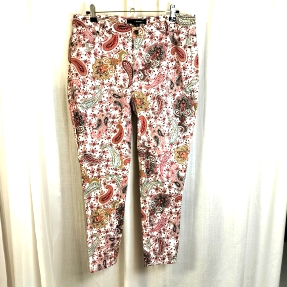 2/$30 Denim 24/7 Jeans Paisley Print Women's Cropped Jeans Plus Sz 14W Stretchy